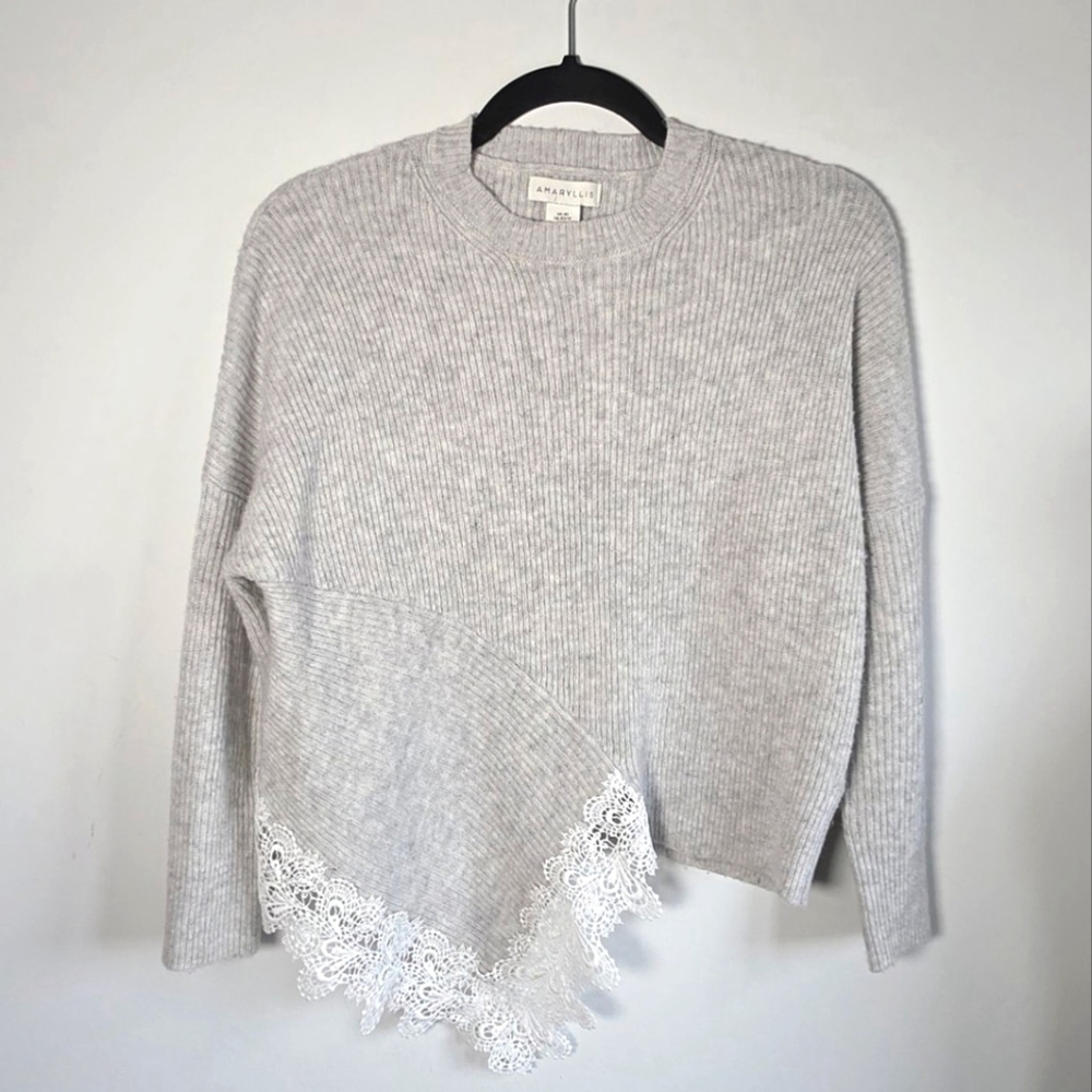 Amaryllis Gray Knit Crewneck Sweater Lace Detail XS